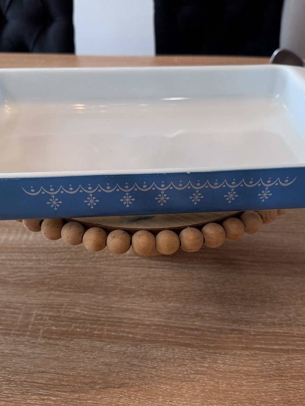 Pyrex Blue Snowflake Garland or Blue model 933 rectangular baking dish